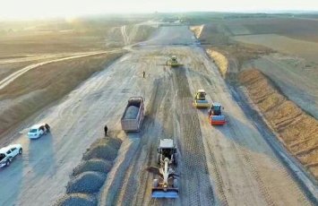 Сколько дорог восстановлено в Карабахе?