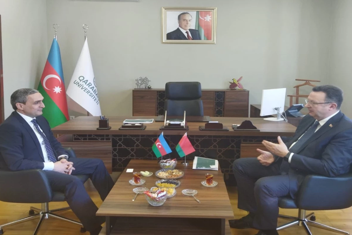 Посол Беларуси встретился в Ханкенди с ректором Карабахского университета
