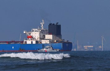 Танкер Grinch покинул Францию, уплатив крупный штраф