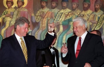 1990-cı illərdə Qərbin Rusiyanı da çökürtmək imkanı olduğu halda niyə bunu etmədi?..-TƏHLİL