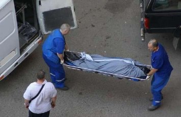 В Гяндже студент скончался во время игры в футбол