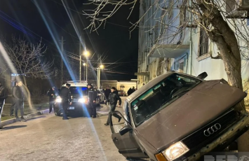 Kürdəmirdə qəza - xəsarət alanlar var - FOTO