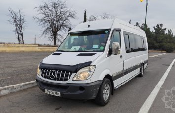 В четыре села Агдеринского района отправились 63 семьи