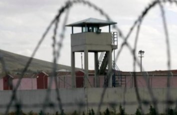 Həbsxanada işləyən məhkumların qazancı AÇIQLANDI