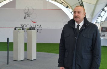 İlham Əliyev Xocalı Soyqırımı Memorialının açılışında iştirak etdi