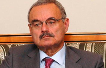 91 yaşlı Artur Rasizadə: “Naxçıvana qatarla da gedəcəyik”