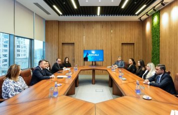 ƏƏSMN-də Xocalı soyqırımı qurbanlarının ailə üzvləri ilə görüş olub