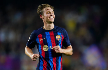 Frenki de Yonq zədə səbəbindən 1 ay yaşıl meydanlardan kənar qalacaq