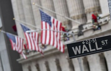 ABŞ İsveçrə bankını Amerika maliyyə sistemindən ayırmağı təklif edib