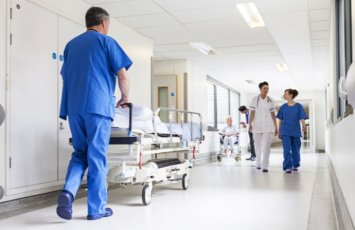 Növbə problemi yenidən gündəmdə - Tibbi xidmətin SAĞALMAZ “yarası”