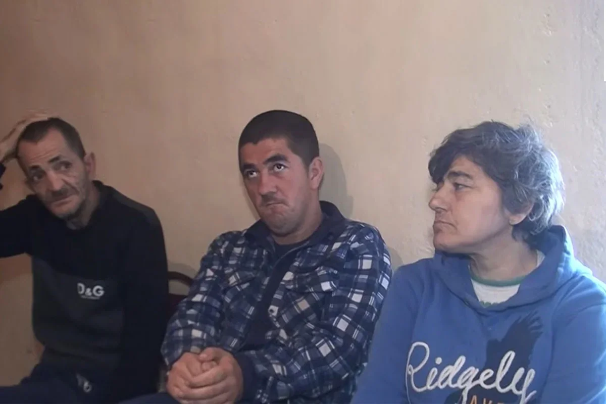 Пять тяжелобольных членов одной семьи получили помощь после репортажа Baku TV - ВИДЕО