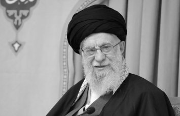 İraqda Ayətullah Xameneyinin ölümü ilə əlaqədar üçgünlük matəm elan edildi