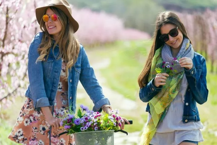 Bu rənglər mart ayında sizə pul və sevgi gətirəcək: BÜRCLƏRİN xoşbəxtlik sirri