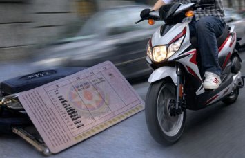 Bu tarixdən moped idarə edənlərdən sürücülük vəsiqəsi tələb olunacaq