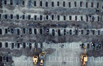 Həmin qızlar üçün qazılan MƏZARLAR - FOTO