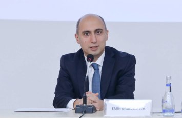 Nazir yeni təyin olunmuş məktəb direktorları ilə görüşdü - FOTOLAR