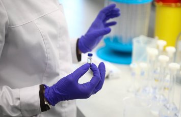 Одобрен первый в мире препарат для лечения болезни Паркинсона