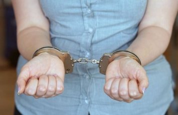 Qohumunun 28 min manatını oğurlayan şəxs saxlanıldı