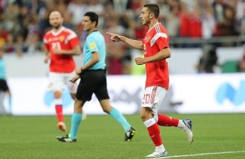 Küveytdən qayıda bilməyən Əliyar Ağayevdən xəbər var