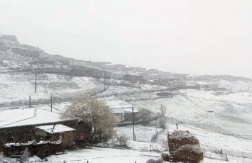 Bəzi ərazilərə qar yağır - FAKTİKİ HAVA