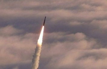 Над Турцией сбили баллистическую ракету, выпущенную из Ирана. Анкара предупредила Тегеран