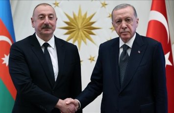 Алиев осудил ракетную атаку на Турцию