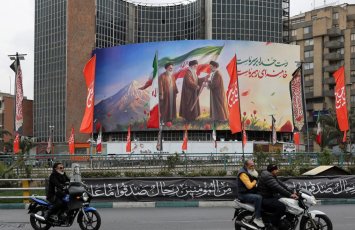 Molla rejimi hələ çökmə riski altında deyil...-ABŞ kəşfiyyatı- 