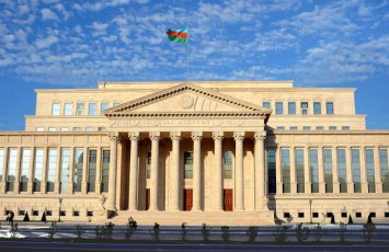 Başqasının adından qanunsuz istifadəyə görə məsuliyyət müəyyənləşdi