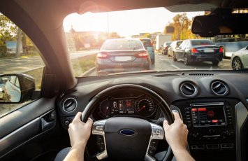 Sürücülər arasında ən çox rast gəlinən 5 təhlükəli vərdiş AÇIQLANDI