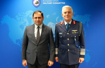 Ermənistan və Aİ müdafiə sahəsində əməkdaşlığı müzakirə ediblər