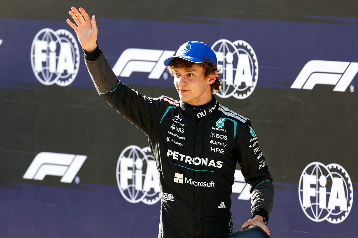 Антонелли стал самым молодым обладателем поул-позиции в истории 