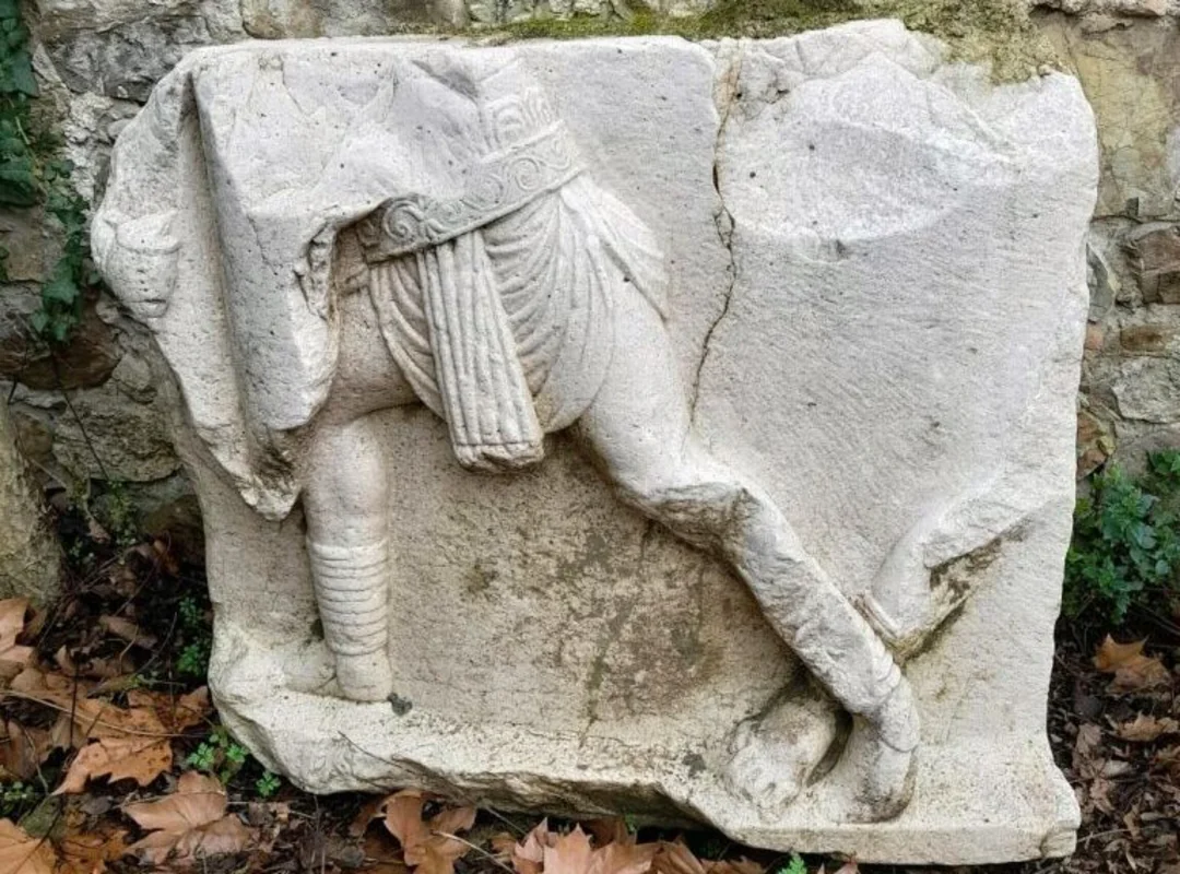 İtaliyada maraqlı arxeoloji TAPINTI