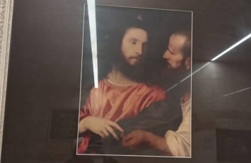 Bakı metrosunda o rəsm narazılıq yaratdı - FOTO