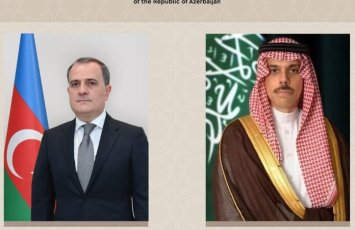 Ceyhun Bayramov səudiyyəli həmkarı ilə danışdı