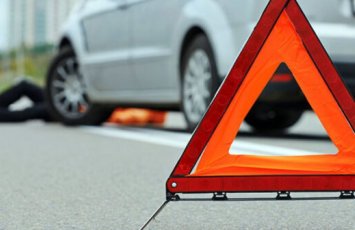 “Prius”un vurduğu piyada xəstəxanaya aparılarkən həyatını itirdi