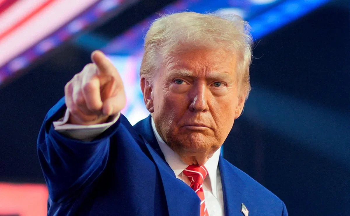 Tramp ABŞ hava limanlarına polisi göndərəcəyi ilə hədələyib