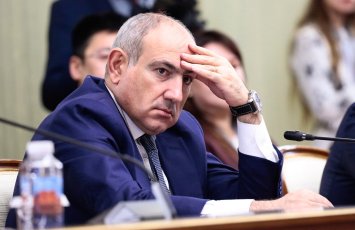 Paşinyan Qarabağdan qaçan həmin qadından ÜZR İSTƏDİ