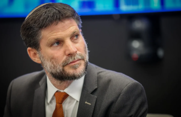 İsrailin maliyyə naziri ölkə ərazisini Livanın hesabına genişləndirməyə çağırıb