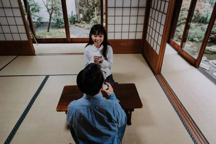 Niyə yaponlar tozu daha az silir? - Səbəbi sizi təəccübləndirəcək