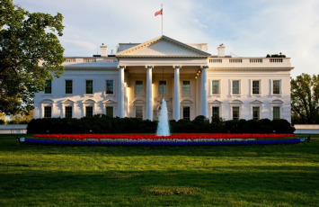 Ağ Ev: ABŞ İranla sülhə üstünlük verir