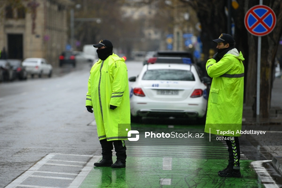 Дорожная полиция обеспечивает безопасность на дорогах в условиях затяжных дождей