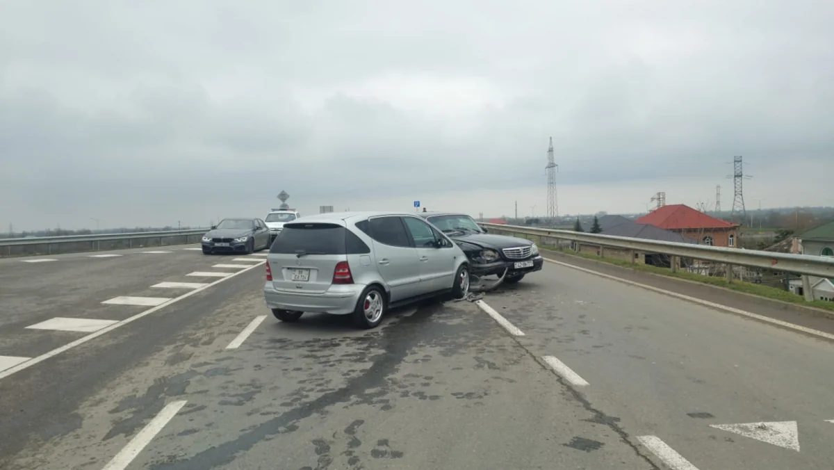 Lənkəranda avtomobillər toqquşub, beş nəfər xəsarət alıb