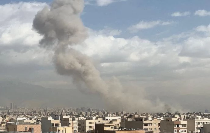 В результате удара Израиля и США погиб глава исследовательского центра при Минобороны Ирана - СМИ