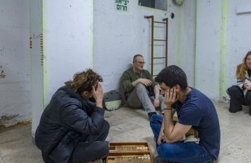 İsraildə gənclərin yalnız 30%-i savaş fonunda gələcəyə nikbin yanaşır...-