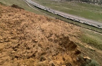 Bibiheybət yolunda torpaq sürüşməsinin olduğu ərazi nəzarətdə saxlanılır - BİRGƏ MƏLUMAT