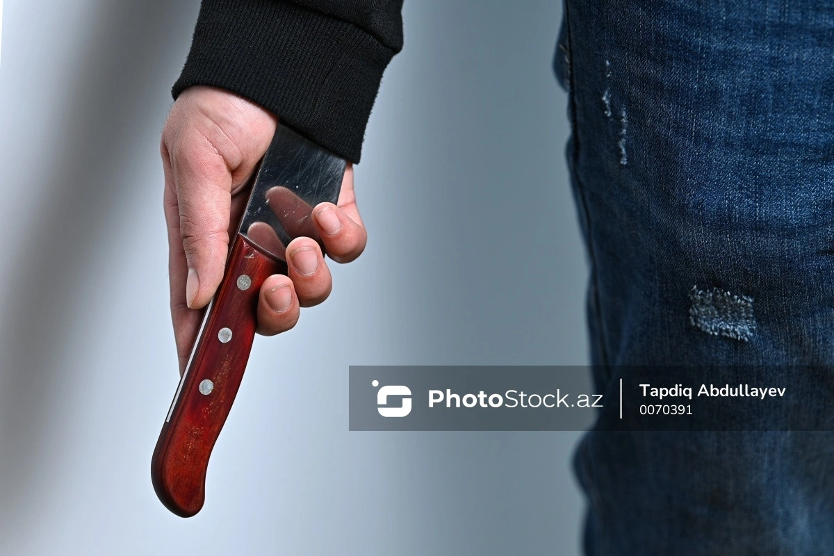 35 yaşlı kişi keçmiş qaynı tərəfindən bıçaqlanıb