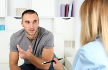 Şıxovda ərli qadının kişi ilə gizli görüşü şantajla bitdi: “Görüntüləri ailənə göndərəcəm” – TƏFƏRRÜAT