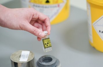 İranda əhaliyə yod paylanır: Bizim ölkə üçün risk var?