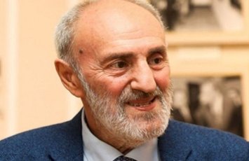 “Erməniyə sual verdim ki, sarı gəlin sizin dildə nə deməkdir, o dəqiqə səsini kəsdi” - Akif İslamzadə