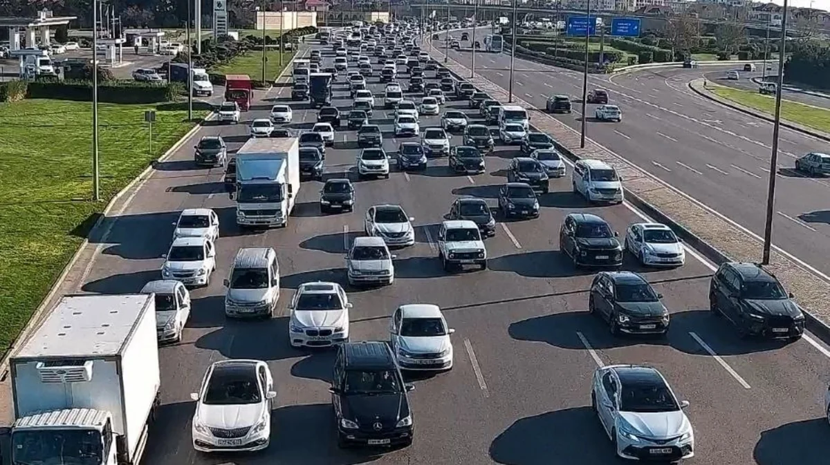 Bakının bu küçələrində sıxlıq var - SİYAHI